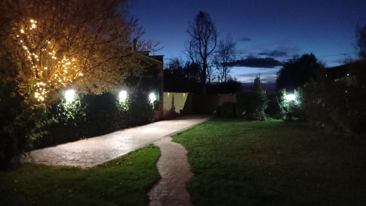 La Cuquina Villa Villaturiel Exteriör bild
